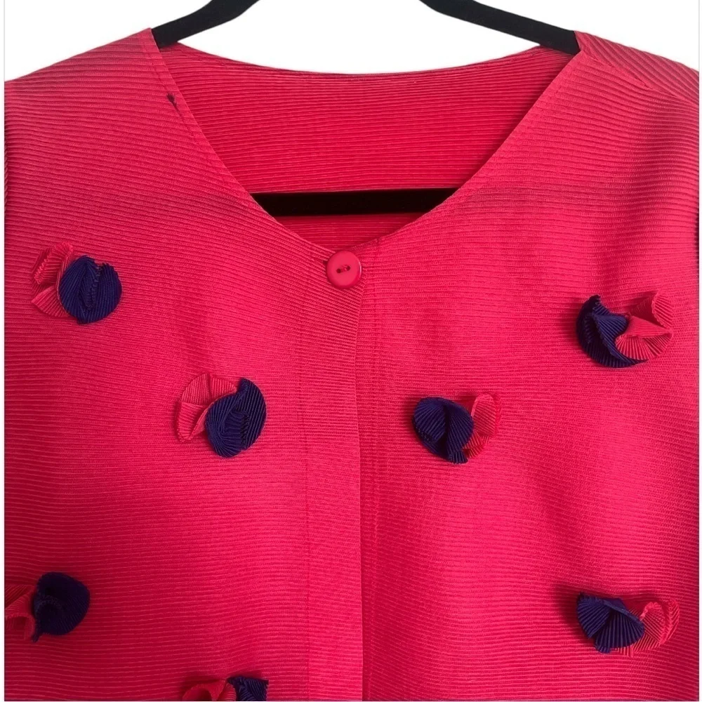 Pink Pleated Cardigan with Flowers - Picture 3 of 8